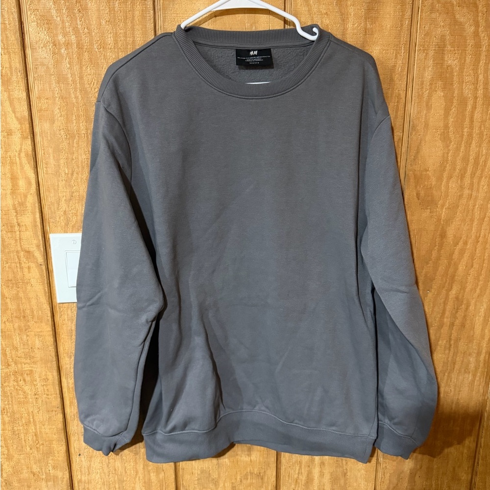 H&M Men’s Charcoal Crewneck Sweater